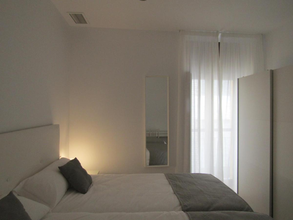 Apartamentos Santa Maria 15 Херес-де-ла-Фронтера Экстерьер фото